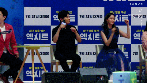 따따따댄스01.gif